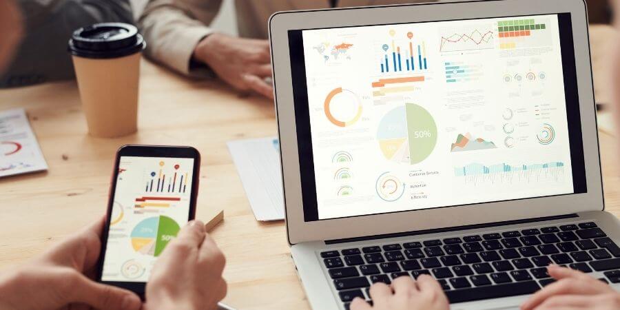 Forudsig_fremtidige_salg